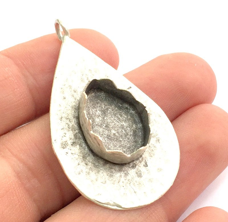 Antique Silver Plated Brass  Hammered Pendant Settings Blanks  Mountings , (18X13mm drop blank) G5983