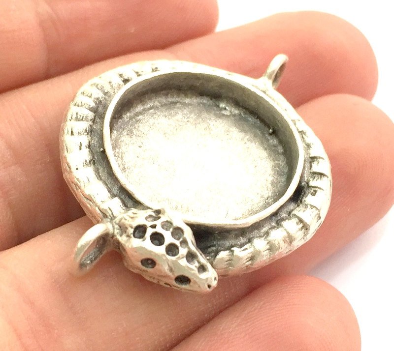 Antique Silver Plated Brass Snake  Pendant Settings Blanks  Mountings , (20mm  blank) G5990