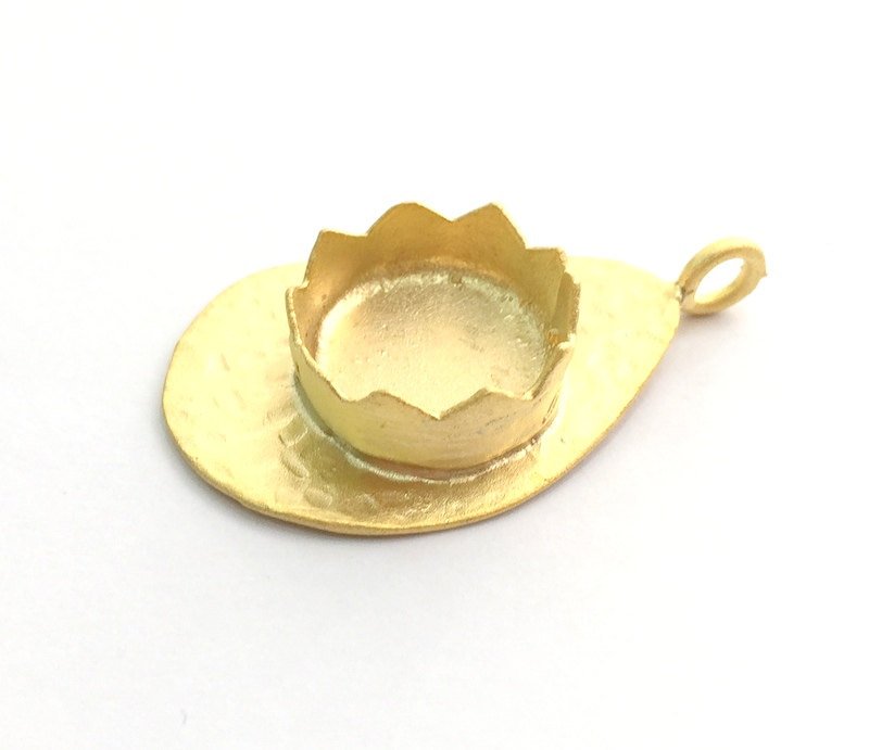 Gold Plated Brass Hammered  Pendant Setting Mountings Blanks  ( 14mm blank )   G6051