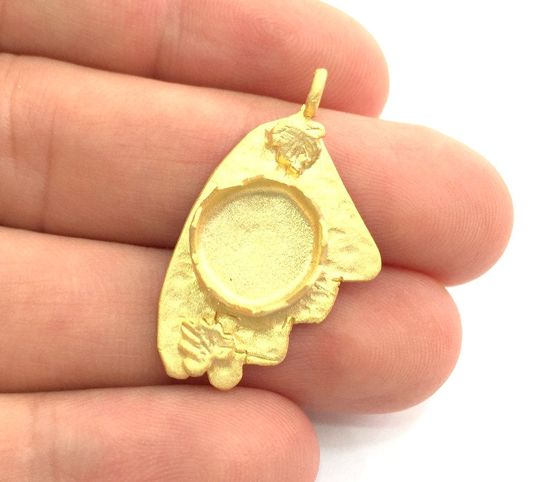 Gold Plated Brass Hammered  Pendant Setting Mountings Blanks  ( 12mm blank )   G6055