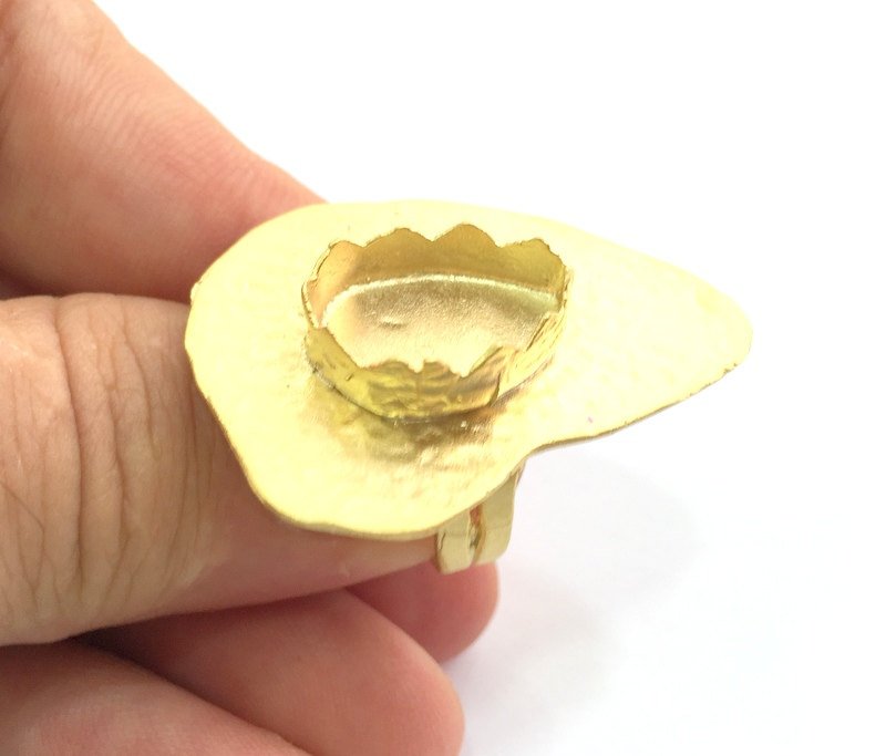 Adjustable Hammered Ring Blank, (18x13mm drop blank )  Gold Plated Brass G6065