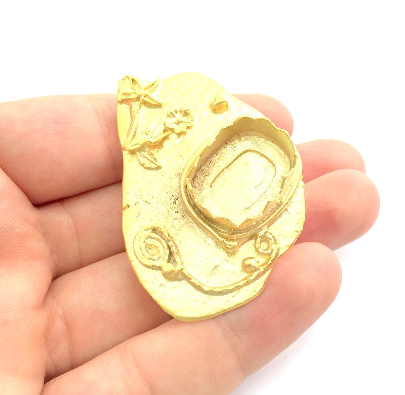 Adjustable Hammered Ring Blank, (20x15mm blank )  Gold Plated Brass G6080