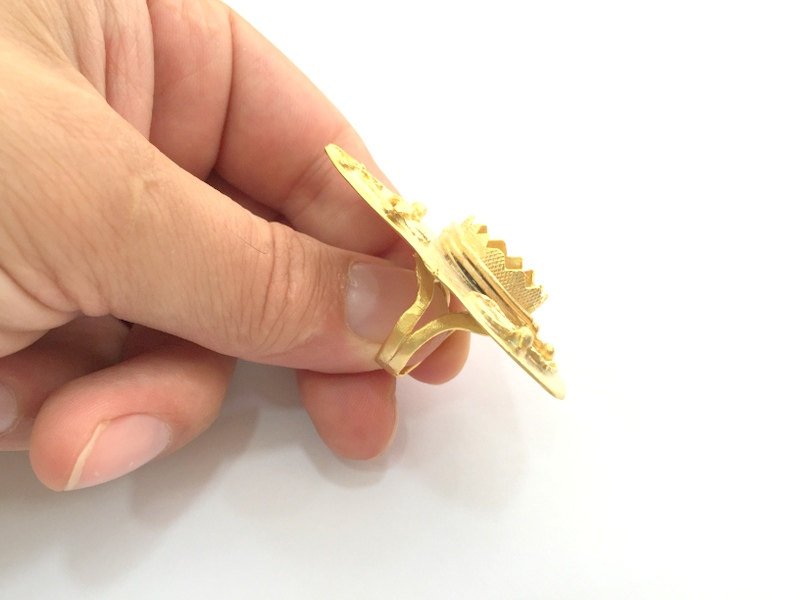 Adjustable Hammered Ring Blank, (20x15mm blank )  Gold Plated Brass G6080