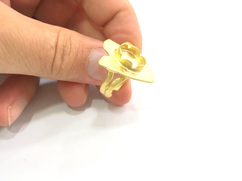 Adjustable Hammered Ring Blank, (12x8mm blank )  Gold Plated Brass G6084