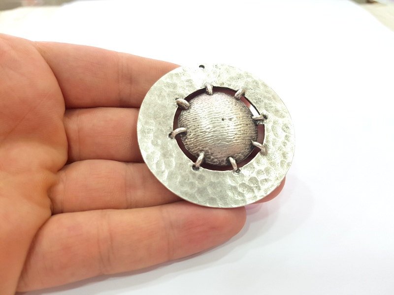 Antique Silver Plated Hammered Pendants (55mm) Antique Silver Plated Metal  G9098