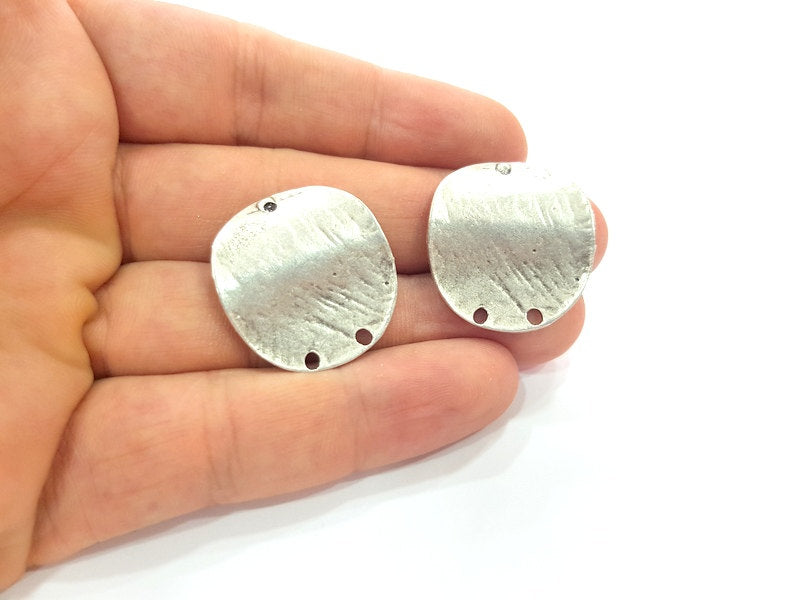 2 Antique Silver Plated Medallion Pendants (28x25mm) Antique Silver Plated Metal  G6176