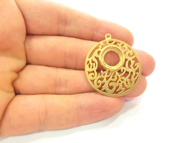 Gold Plated  Pendant Blank (32mm)  G16300