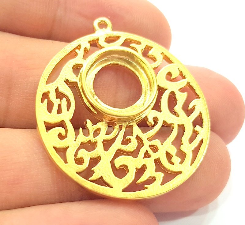 Gold Plated  Pendant Blank (32mm)  G16300