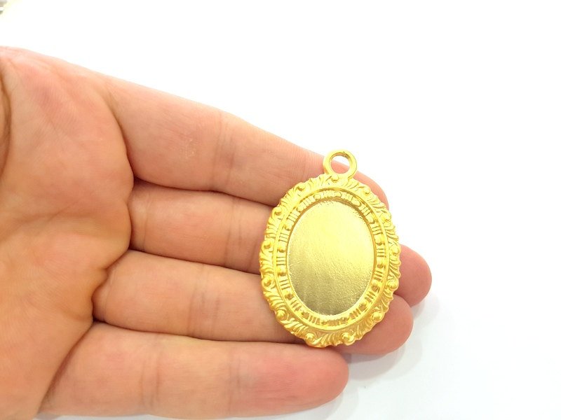 Gold Plated Pendant Blank (30x22mm blank)  G6211