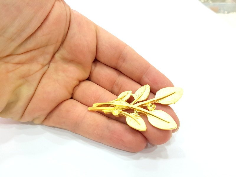 Leafy branch Pendant Gold Plated Pendants (67x38mm)  G6290