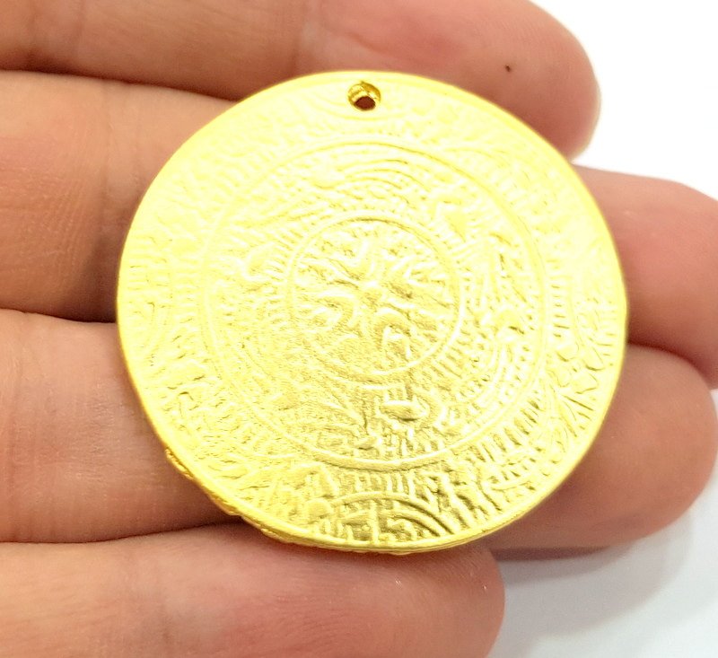 Gold Plated Medallion Pendants (40mm)  G6601