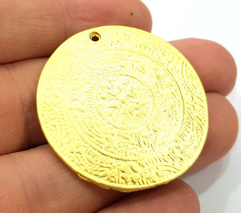 Gold Plated Medallion Pendants (40mm)  G6601