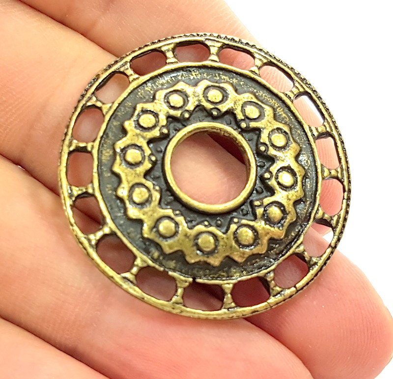 2 Medallion Pendant Antique Bronze Pendant  (39mm) G11801