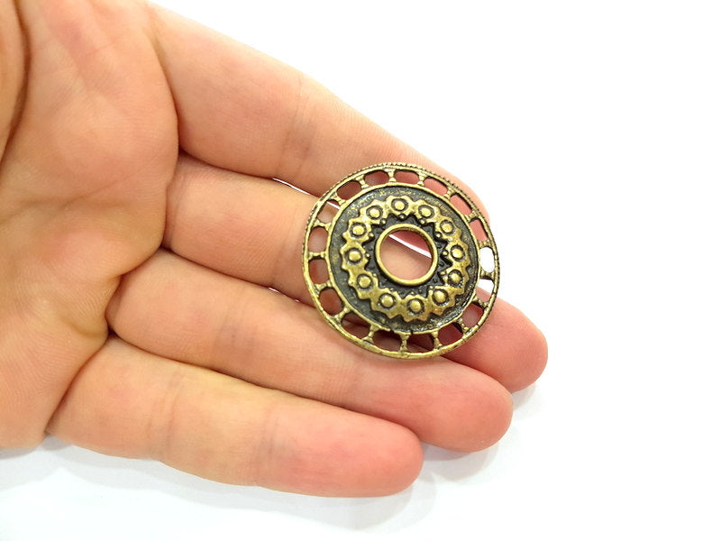 2 Medallion Pendant Antique Bronze Pendant  (39mm) G11801