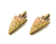 4 Antique Bronze Hammered Triangle Charms Pendant   (30x15mm)  G6364