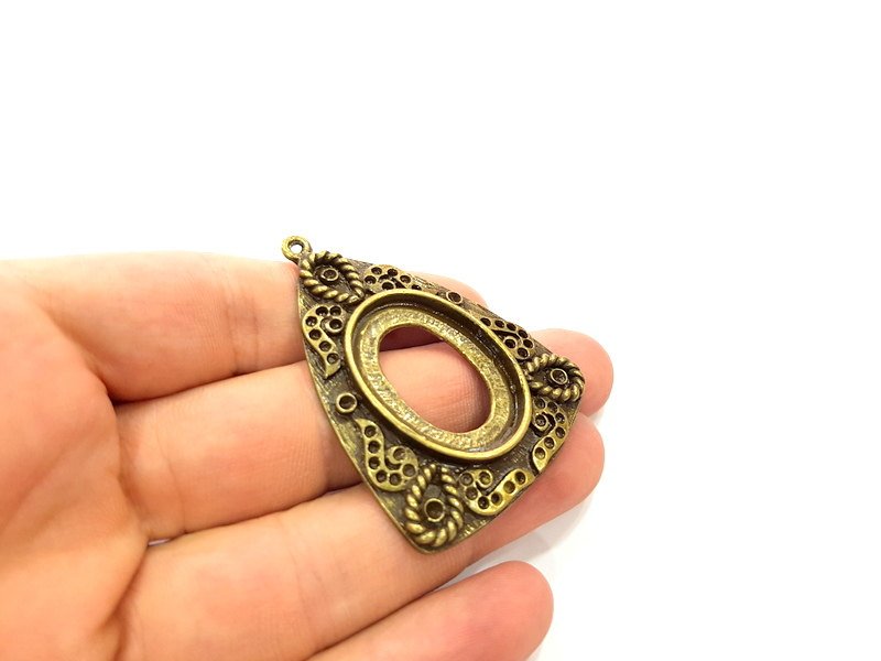 Pendant Blank Bezel Settings Base Blank Antique Bronze   Necklace Blank Mountings (30x22mm blank)  G6365