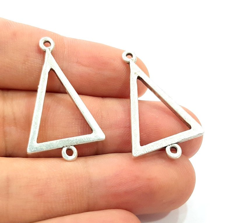 4 Pcs Antique Silver Plated Geometric Triangle Pendants (34x21mm) Antique Silver Plated Metal  G6116