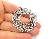 Antique Silver Plated Medallion Pendants (51mm) Antique Silver Plated Metal  G6170