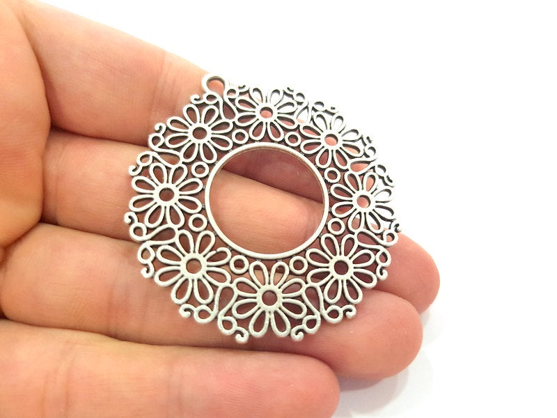 Antique Silver Plated Medallion Pendants (51mm) Antique Silver Plated Metal  G6170