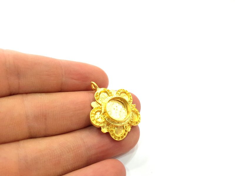 Gold Pendant Blank Base Setting Necklace Blank Mountings Gold Plated Brass (10 mm blank) G6530