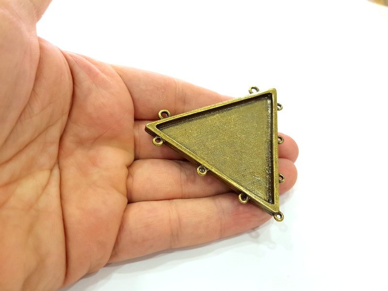 Antique Bronze Linked Pendants (69x64mm) G6246