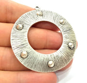 Antique Silver Plated Round Pendants (54mm) Antique Silver Plated Metal  G6249