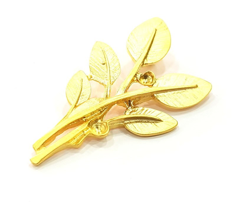 Leafy branch Pendant Gold Plated Pendants (67x38mm)  G6290