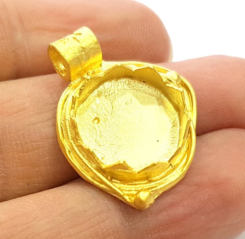 Gold Pendant Blank Base Setting Necklace Blank Mountings Gold Plated Brass (15 mm blank) G13945