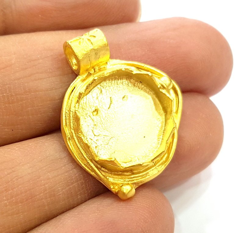 Gold Pendant Blank Base Setting Necklace Blank Mountings Gold Plated Brass (15 mm blank) G13945
