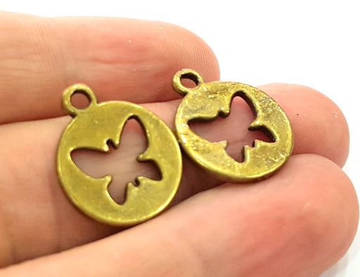 8 Pcs  Antique Bronze Charm Butterfly  Charms  (16 mm.)  G6314