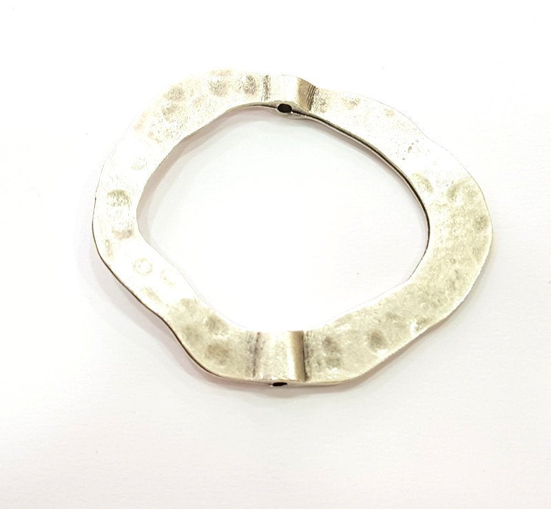 4 Silver Pendant Antique Silver Plated Circle Pendants (30x27mm)  G15932