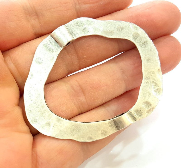 2 Pcs Silver Pendant Antique Silver Plated Circle Pendants (61x51mm)  G8848
