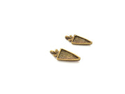 4 Antique Bronze Hammered Triangle Charms Pendant   (30x15mm)  G6364