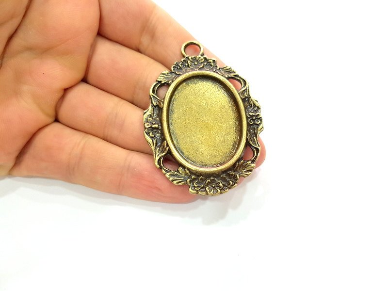 Antique Bronze Pendant  Blank Bezel Settings Base Blank  Tribal Pendant  Necklace Blank Mountings (63x44mm )  G6390