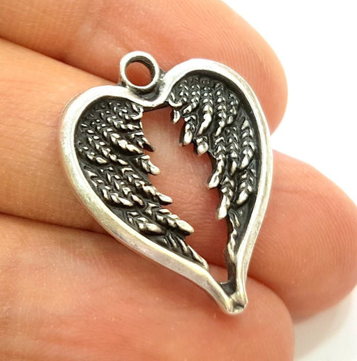 4 Silver Pendant Antique Silver Plated Heart Wings Pendants (28x22mm)  G6944