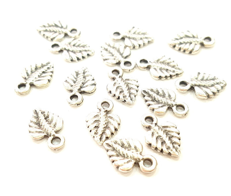 20 Silver Charms Antique Silver Plated Leaf Charms  (13x8mm) G6964