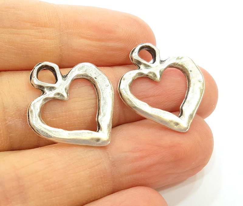 4 Silver Charms Antique Silver Plated Heart Charms (24x21mm)  G16450