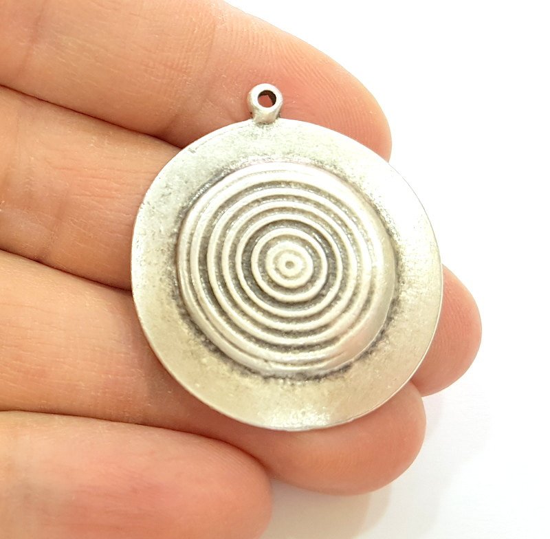 2 Silver Pendant Antique Silver Plated Pendants (32mm)  G15086