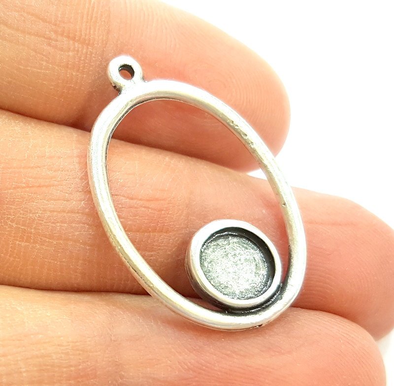 6 Silver Pendant Bezel Blank Earring Component Antique Silver Plated Blanks (7mm Blank) G7112