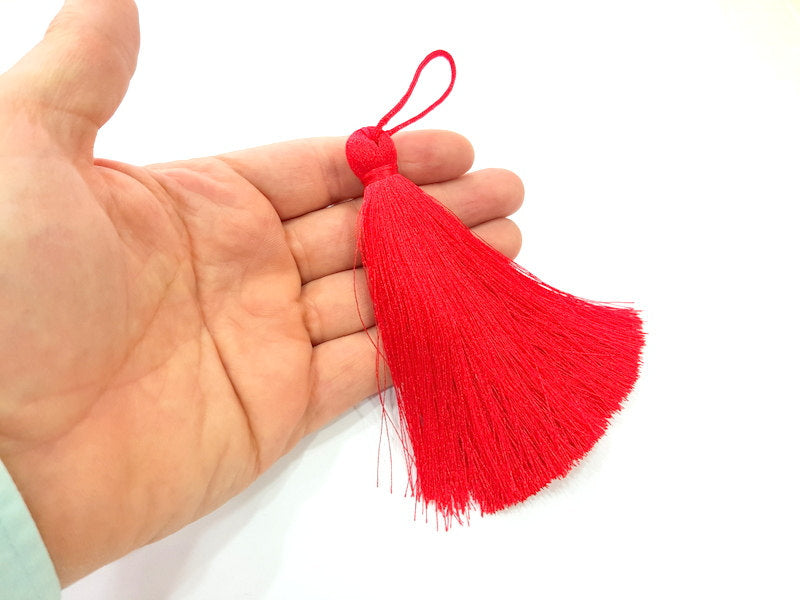 Dark Red Tassel ,  Large Thick   113 mm - 4.4 inches   G11172