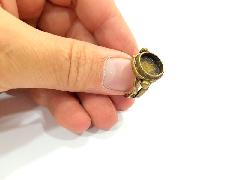 Antique Bronze Ring Blank Base Bezel Settings Cabochon Base Mountings Adjustable  (10mm blank ) Antique Bronze Plated Brass G6505