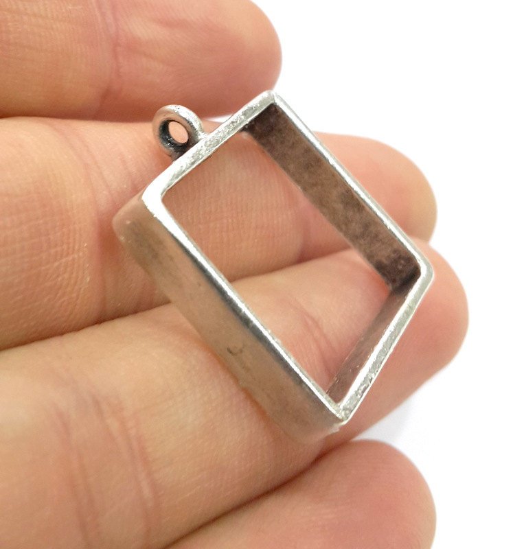 Silver Pendant Bezel Base Setting Necklace Blank Mountings Antique Silver Plated Brass (20 mm blank) G6560