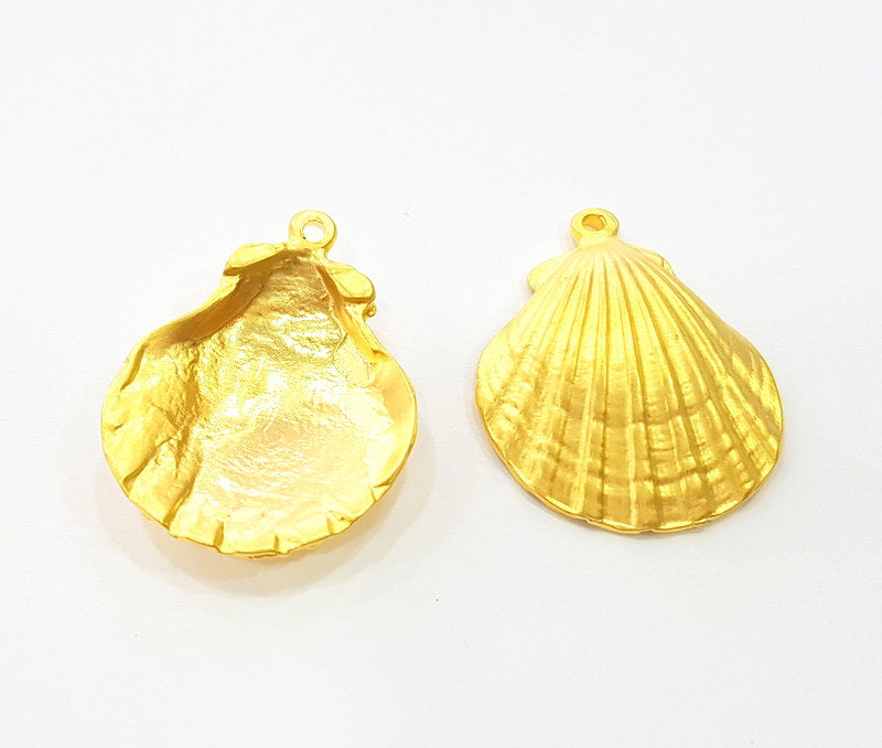 2 Oyster Charms Shell Charm Mussel Charms Sea Ocean Gold Pendant Gold Plated Shell Pendant (33x26mm)  G7212