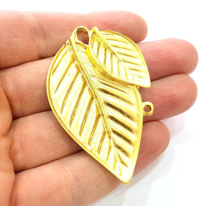 Gold Pendant Gold Plated Leaf Pendant (62x39mm)  G7239