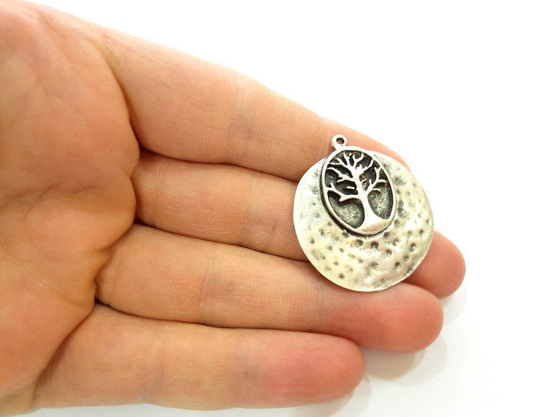 2 Silver Pendant Tree Pendant Antique Silver Plated Hammered Pendant (33mm) G7273