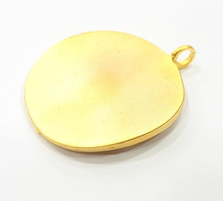 Wavy Round Pendant Gold Plated Pendant (42mm)  G6605