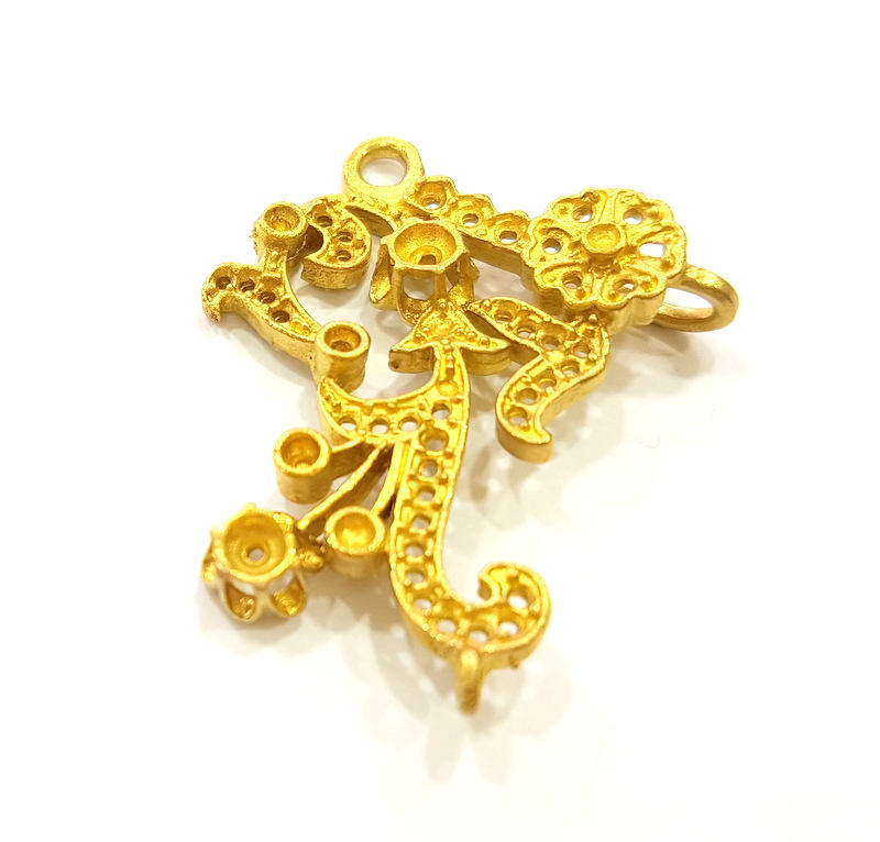 Raw Brass Pendant Blank  Patterned Pendant 33x30mm G7331