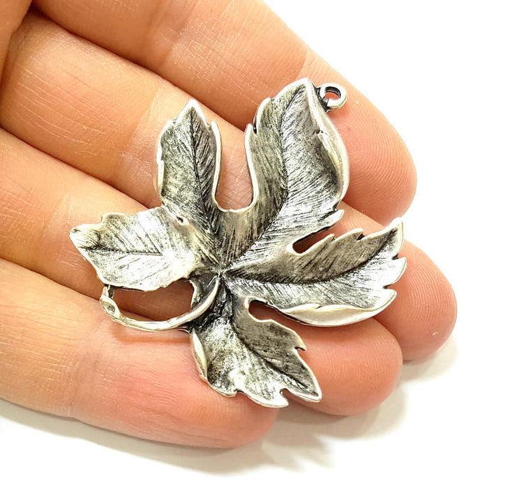 Silver Pendant Antique Silver Leaf Pendants (48mm) G7443