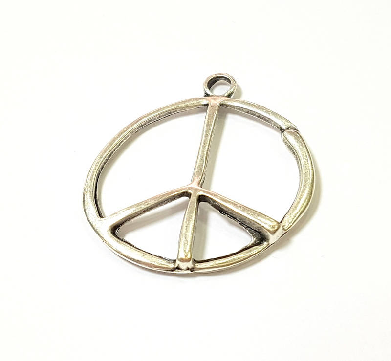 4 Silver Pendant Antique Silver Plated Peace Pendants (37x31mm) G7457