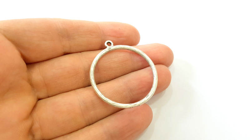 4 Circle Charms Antique Silver Plated Circle Charms (36mm)  G8297